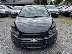 Schwarz Gebraucht 2012 Chevrolet Aveo LTZ Kleinwagen | 1.990 € (Guter Preis)