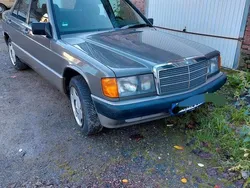 Mercedes 190