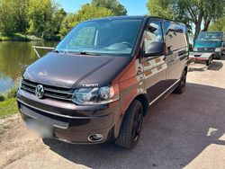Braun Gebraucht 2011 VW T5 Van | 18.250 € (Teuer)