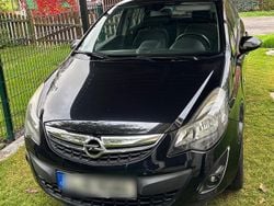 Schwarz Gebraucht 2014 Opel Corsa Kleinwagen | 7.950 €