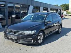 Schwarz Gebraucht 2022 VW Passat GTE Kombi | 19.990 € (Guter Preis)