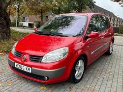 Rot Gebraucht 2003 Renault Scénic Authentique Van / Kleinbus | 1.499 € (Guter Preis)