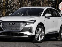 Weiß Gebraucht 2022 Audi Q4 e-tron S-Line SUV | 26.790 € (Superpreis)