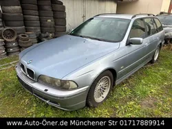 Blau Gebraucht 2003 BMW 525 Kombi | 1.300 € (Guter Preis)