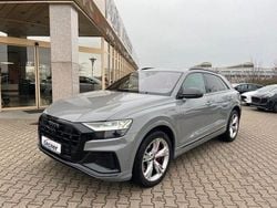 Grau Gebraucht 2023 Audi SQ8 Competition SUV | 76.940 € (Superpreis)