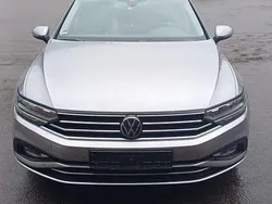 Pyritsilber metallic Gebraucht 2022 VW Passat Business Kombi | 29.000 € (Guter Preis)