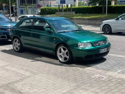 Grün Gebraucht 1998 Audi A3 Kleinwagen | 1.300 € (Fairer Preis)
