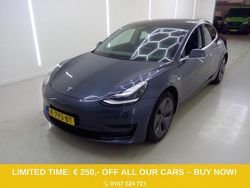 Grau Gebraucht 2020 Tesla Model 3 Standard Range Limousine | 19.400 € (Guter Preis)