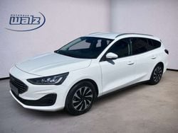 Frostweiß Gebraucht 2024 Ford Focus Titanium Kombi | 24.790 € (Guter Preis)