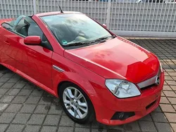 Rot Gebraucht 2007 Opel Tigra Cabrio | 2.700 € (Guter Preis)