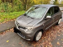 Lunar grey Gebraucht 2021 Renault Twingo Kleinwagen | 11.499 € (Superpreis)
