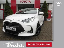Schneeweiß Neu 2024 Toyota Yaris Hybrid Team Kleinwagen | 23.598 € (Guter Preis)