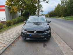 Grau Gebraucht 2019 VW Golf Sportsvan Highline Van / Kleinbus | 13.500 € (Guter Preis)