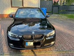 Schwarz Gebraucht 2010 BMW 320 Cabriolet M Sport Cabrio | 6.899 € (Guter Preis)
