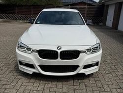 Weiß Gebraucht 2017 BMW 330 M Sport Limousine | 18.500 € (Guter Preis)