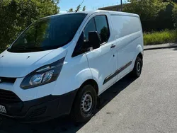 Weiß Gebraucht 2017 Ford Transit Custom Van / Kleinbus | 8.200 €