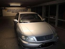 Silber Gebraucht 2002 Opel Omega Limousine | 5.000 € (Teuer)
