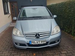 Andere außenfarben Gebraucht 2009 Mercedes A180 Avantgarde Kleinwagen | 3.250 € (Fairer Preis)