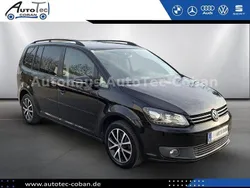 Schwarz Gebraucht 2011 VW Touran Comfortline Van / Kleinbus | 6.890 € (Fairer Preis)