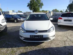 Pure white Gebraucht 2017 VW Golf VII Trendline Kombi | 7.890 € (Superpreis)