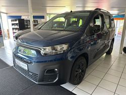 Blau Gebraucht 2023 Fiat e-Doblò Van / Kleinbus | 26.990 € (Fairer Preis)