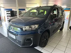 Blau Gebraucht 2023 Fiat e-Doblò Van / Kleinbus | 26.990 € (Fairer Preis)