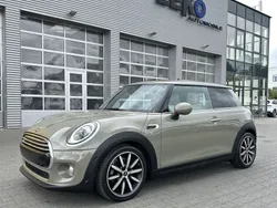 Grau Gebraucht 2019 Mini Cooper Kleinwagen | 20.950 € (Teuer)