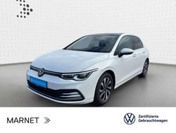 Pure white Gebraucht 2022 VW Golf VIII Active Limousine | 25.990 € (Fairer Preis)