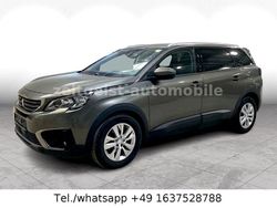 Lackierung smart grey/metallic Gebraucht 2017 Peugeot 5008 Active Van / Kleinbus | 16.875 € (Guter Preis)