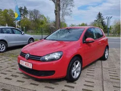 Tornadorot Gebraucht 2010 VW Golf VI Comfortline Kleinwagen | 5.500 € (Fairer Preis)