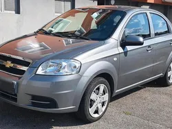 Grau Gebraucht 2009 Chevrolet Aveo Limousine | 2.000 € (Fairer Preis)
