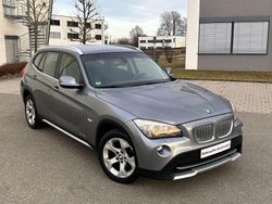 Grau Gebraucht 2011 BMW X1 SUV | 8.200 € (Fairer Preis)