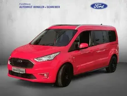 Rot Gebraucht 2019 Ford Grand Tourneo Connect Titanium Van / Kleinbus | 21.990 € (Etwas zu teuer)