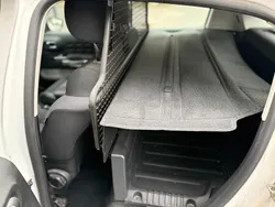 Weiß Gebraucht 2018 Citroën C3 Kleinwagen | 6.783 € (Guter Preis)