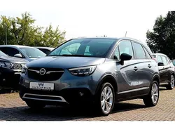 Grau Gebraucht 2017 Opel Crossland X SUV | 10.950 € (Etwas zu teuer)
