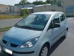 Grau Gebraucht 2005 Mitsubishi Colt Kleinwagen | 2.500 € (Etwas zu teuer)