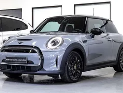 Moonwalk grey (metallic) Gebraucht 2022 Mini Cooper SE Kleinwagen | 18.300 € (Guter Preis)