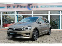 Gold Gebraucht 2017 VW Golf VII Allstar Kombi | 17.600 € (Fairer Preis)