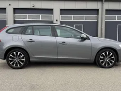 Grau Gebraucht 2016 Volvo V60 Linje Svart Kombi | 16.900 € (Etwas zu teuer)