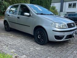 Silber Gebraucht 2003 Fiat Punto Kleinwagen | 1.999 € (Etwas zu teuer)