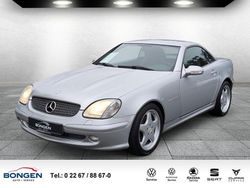 Silber Gebraucht 2001 Mercedes SLK230 Cabrio | 3.990 € (Fairer Preis)