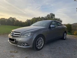 Grau Gebraucht 2011 Mercedes C180 Coupé | 9.999 € (Fairer Preis)