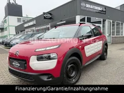 Lackierung jelly berry/deckend Gebraucht 2017 Citroën C4 Cactus Feel Kleinwagen | 7.999 € (Fairer Preis)