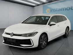 Weiß Neu 2025 VW Passat Kombi | 53.349 € (Superpreis)