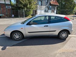 Silber Gebraucht 1999 Ford Focus Kleinwagen | 1.000 € (Fairer Preis)