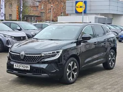Black pearlschwarz Gebraucht 2025 Renault Austral Techno SUV | 31.890 € (Guter Preis)