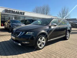 Schwarz Gebraucht 2017 Skoda Octavia Scout 4x4 Kombi | 17.990 € (Etwas zu teuer)