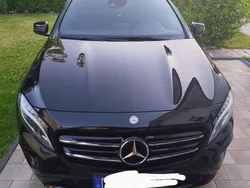 Schwarz Gebraucht 2016 Mercedes GLA200 SUV | 14.500 € (Fairer Preis)