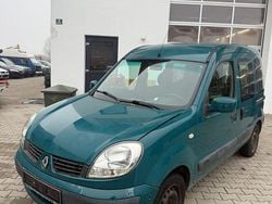 Grün Gebraucht 2007 Renault Kangoo Campus Limousine | 999 € (Guter Preis)