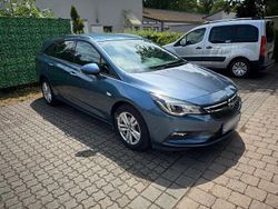 Blau Gebraucht 2017 Opel Astra Kombi | 6.900 € (Fairer Preis)